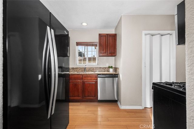 864 W 31st, Long Beach, CA 90806