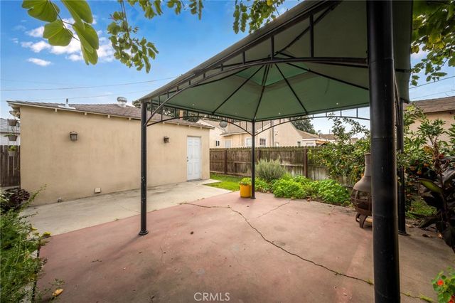 864 W 31st, Long Beach, CA 90806