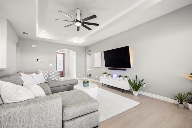 1910 Chesapeake Bay Dr, Portland, TX 78374