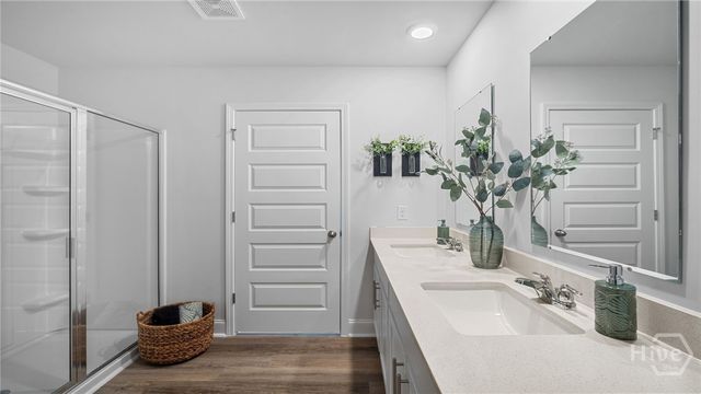 108 Siskin Road, Bloomingdale, GA 31302