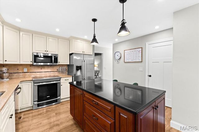 2019 Raintree Trail, Collinsville, IL 62234