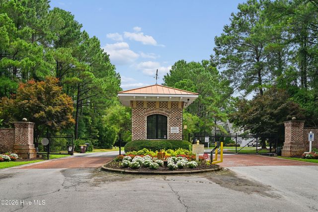 955 Grandview Drive, Hampstead, NC 28443