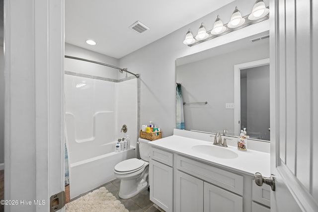 955 Grandview Drive, Hampstead, NC 28443