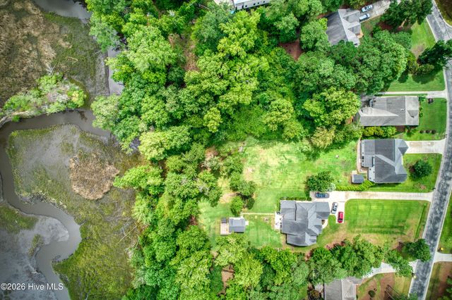 955 Grandview Drive, Hampstead, NC 28443