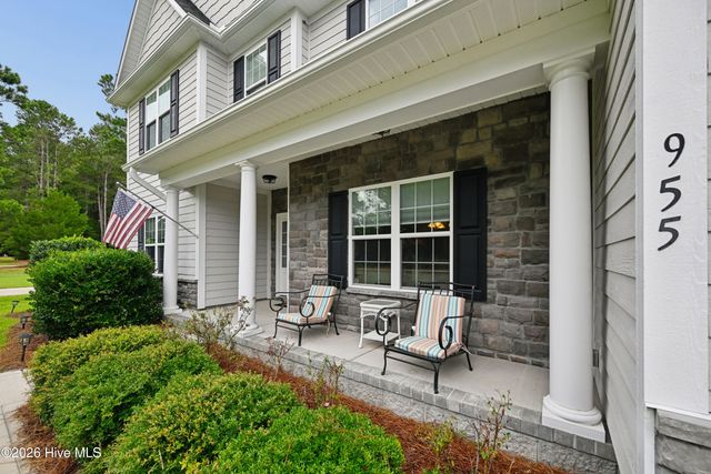 955 Grandview Drive, Hampstead, NC 28443