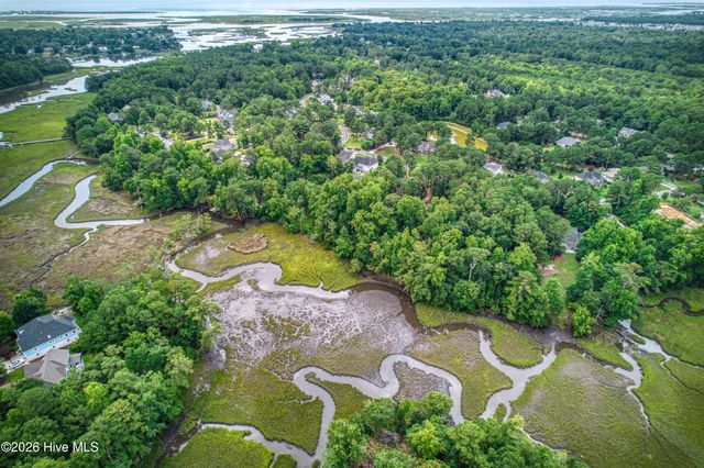 955 Grandview Drive, Hampstead, NC 28443