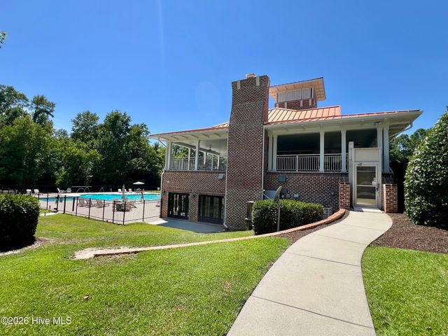 955 Grandview Drive, Hampstead, NC 28443