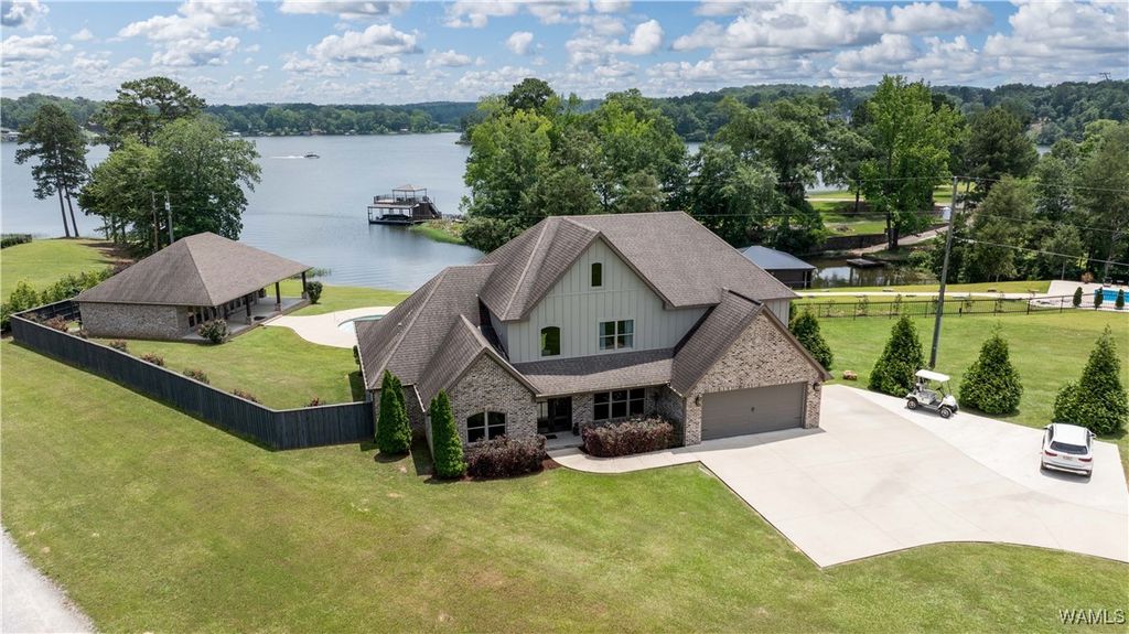 12030 Orlea, Northport, AL 35475