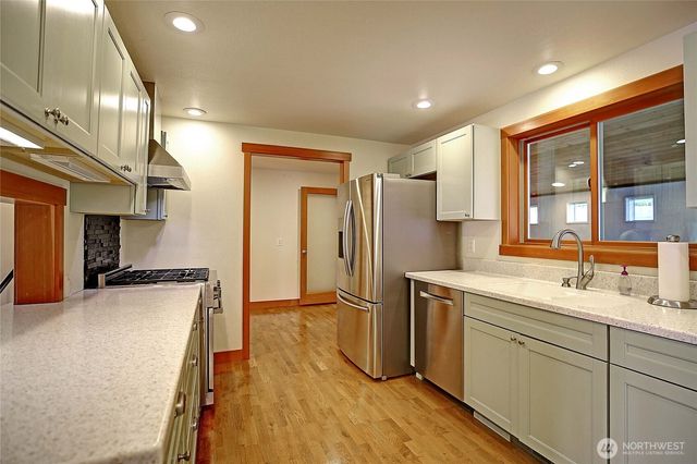 18727 Lakewood Road, Stanwood, WA 98292