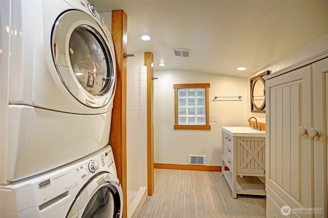 18727 Lakewood Road, Stanwood, WA 98292