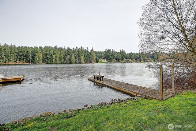 18727 Lakewood Road, Stanwood, WA 98292