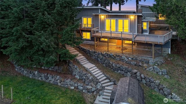 18727 Lakewood Road, Stanwood, WA 98292