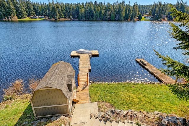 18727 Lakewood Road, Stanwood, WA 98292