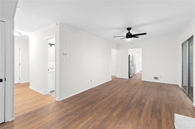 4132 Rue Saint Germain, Stone Mountain, GA 30083