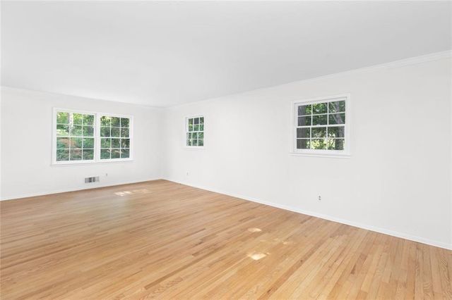 4132 Rue Saint Germain, Stone Mountain, GA 30083