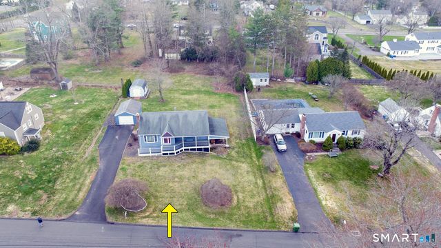 5 Parkview Road, Cromwell, CT 06416