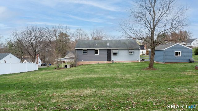 5 Parkview Road, Cromwell, CT 06416