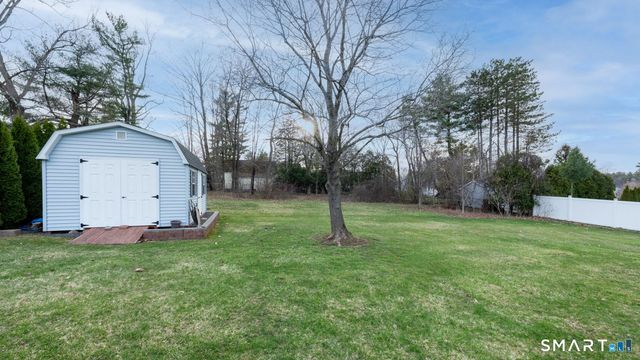 5 Parkview Road, Cromwell, CT 06416