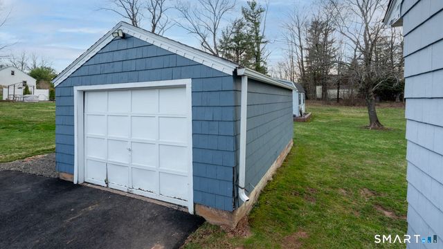 5 Parkview Road, Cromwell, CT 06416