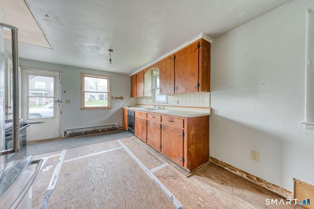 5 Parkview Road, Cromwell, CT 06416