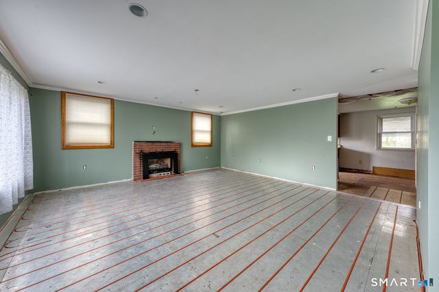 5 Parkview Road, Cromwell, CT 06416