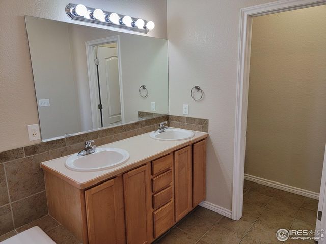 701 62nd Ave Ct, Greeley, CO 80634