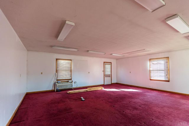 1130 Vermillion Road, Appomattox, VA 24522