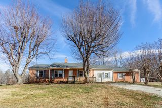 1130 Vermillion Road, Appomattox, VA 24522