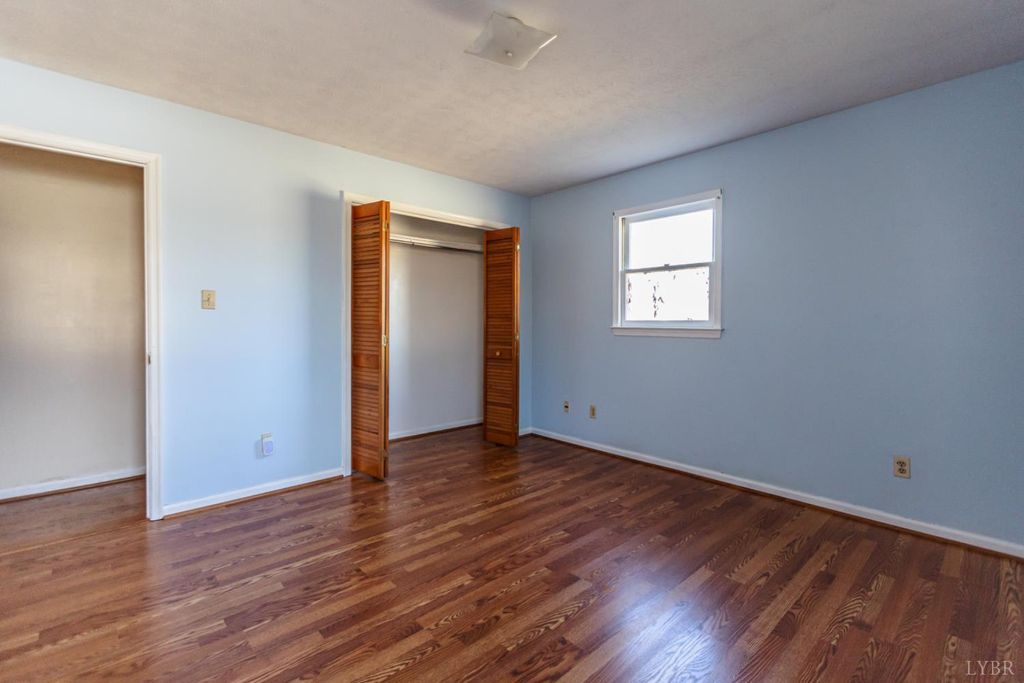 Image 10 of property listing at 1130 Vermillion Road, Appomattox, VA 24522