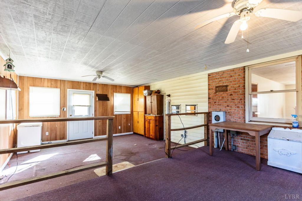 Image 19 of property listing at 1130 Vermillion Road, Appomattox, VA 24522