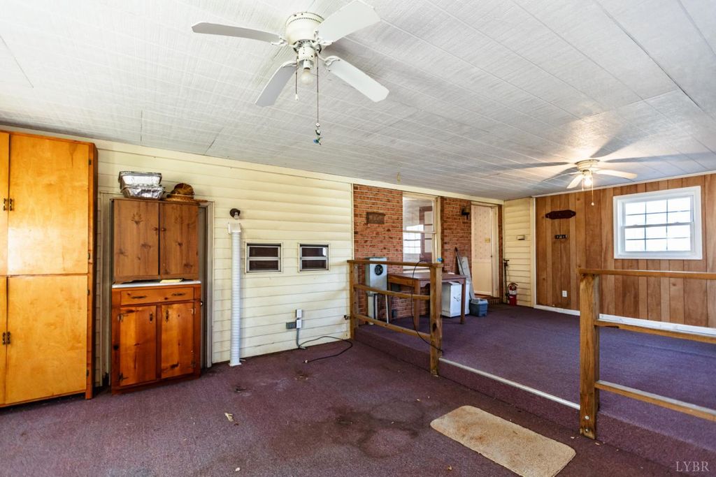 Image 20 of property listing at 1130 Vermillion Road, Appomattox, VA 24522