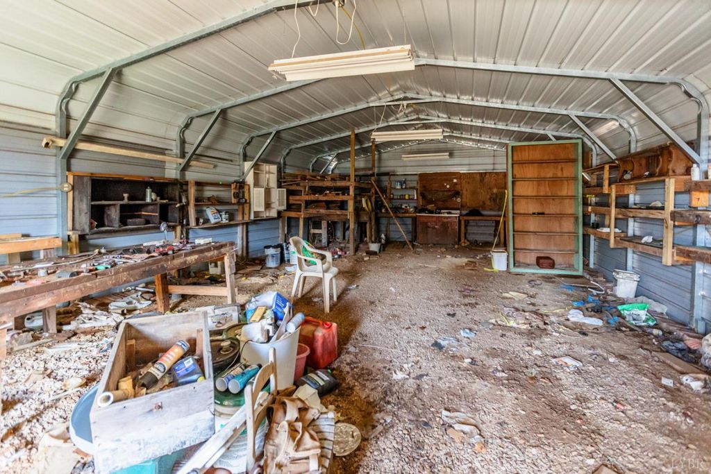 Image 33 of property listing at 1130 Vermillion Road, Appomattox, VA 24522