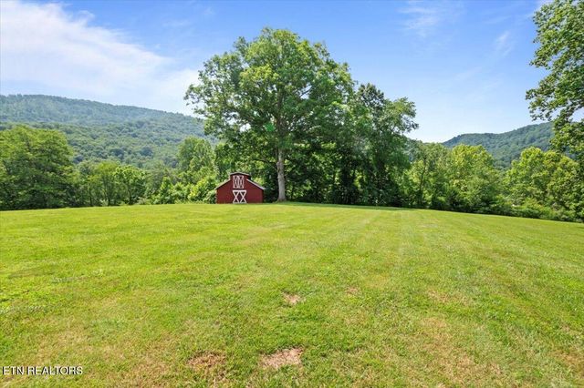 142 Wagon Wheel Lane, Pioneer, TN 37847