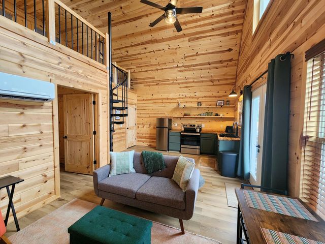 23237 County Road 89, Mentone, AL 35984