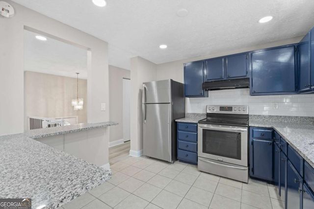 5268 Kinsdale Lane, Stone Mountain, GA 30088