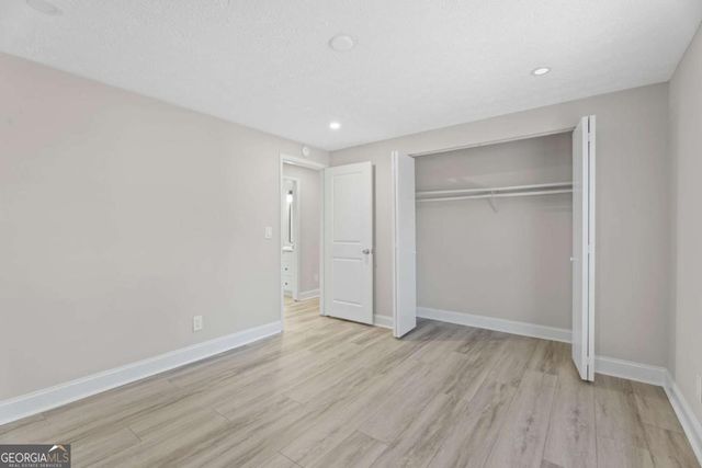 5268 Kinsdale Lane, Stone Mountain, GA 30088