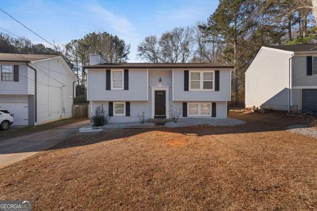 5268 Kinsdale Lane, Stone Mountain, GA 30088