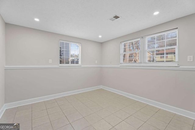 5268 Kinsdale Lane, Stone Mountain, GA 30088