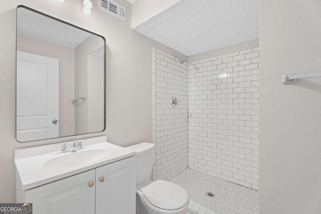 5268 Kinsdale Lane, Stone Mountain, GA 30088