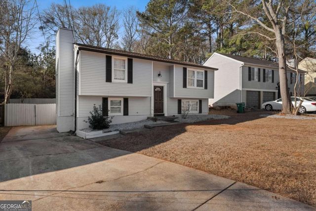 5268 Kinsdale Lane, Stone Mountain, GA 30088