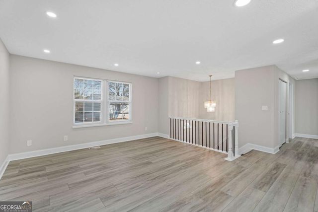 5268 Kinsdale Lane, Stone Mountain, GA 30088