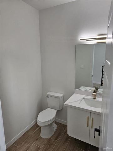 5500 N Crown Point, Pharr, TX 78577