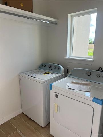 5500 N Crown Point, Pharr, TX 78577