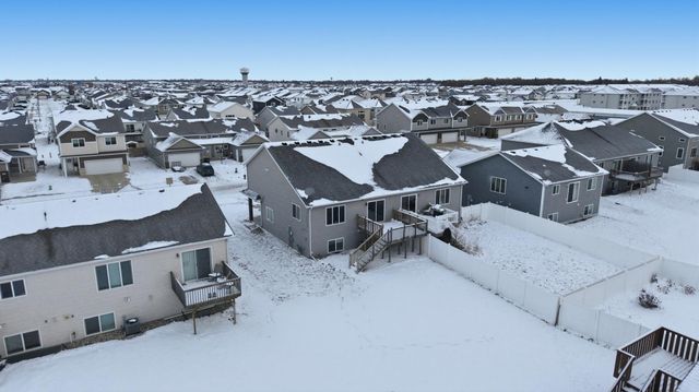 939 Eaglewood Avenue, West Fargo, ND 58078