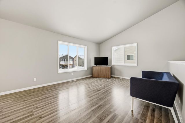 939 Eaglewood Avenue, West Fargo, ND 58078