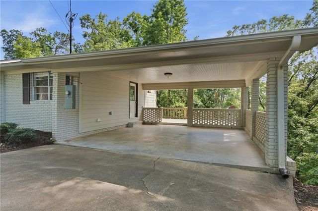 2251 Skyline Drive, Gainesville, GA 30501