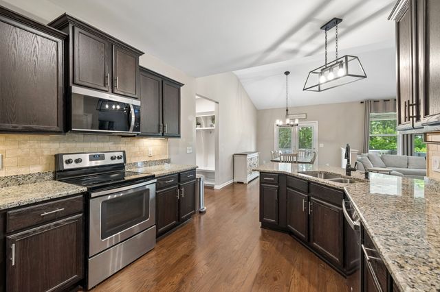 2712 Alvin Sperry Pass, Mount Juliet, TN 37122