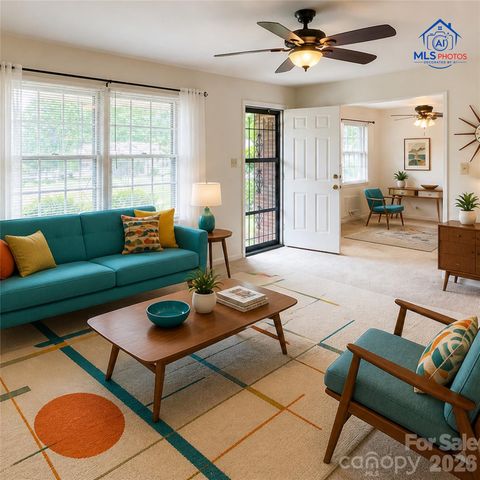 406 E L Street, Newton, NC 28658