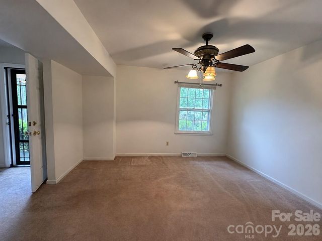 406 E L Street, Newton, NC 28658