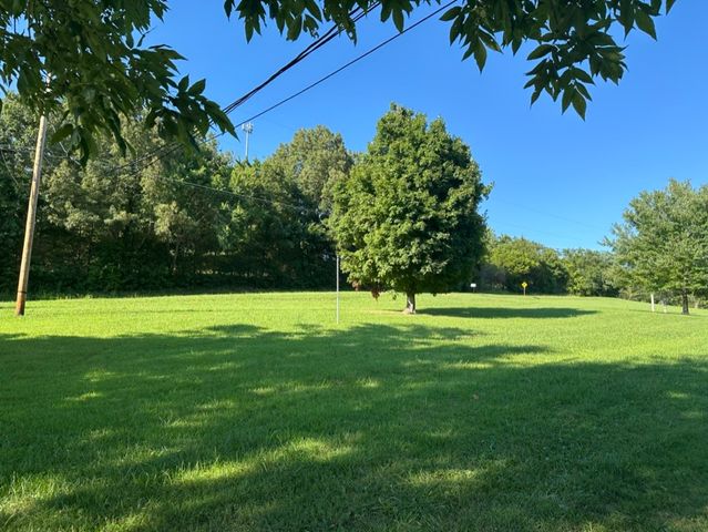 230 Martin Road, Portland, TN 37148